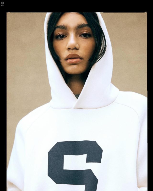 Why Men's Essentials Hoodie Is Best To Create Mood